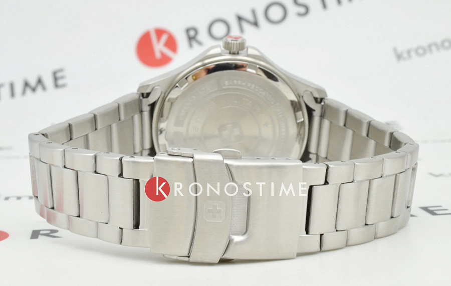 Часы Swiss Military Hanowa Thunderbolt SMWGH0002801 — артикул SMWGH0002801