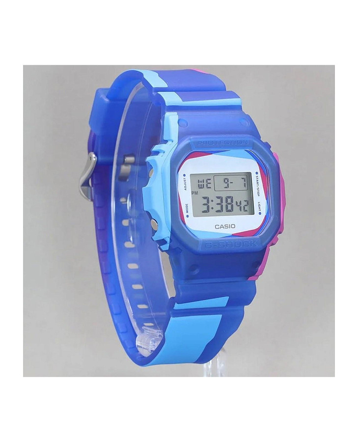 Часы Casio G-Shock DWE-5600PR-2DR (DWE-5600PR-2) — пластик, мужские