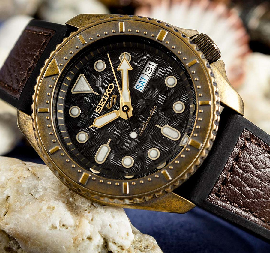 Часы Seiko 5 Sports SRPE80K1S — артикул SRPE80K1S