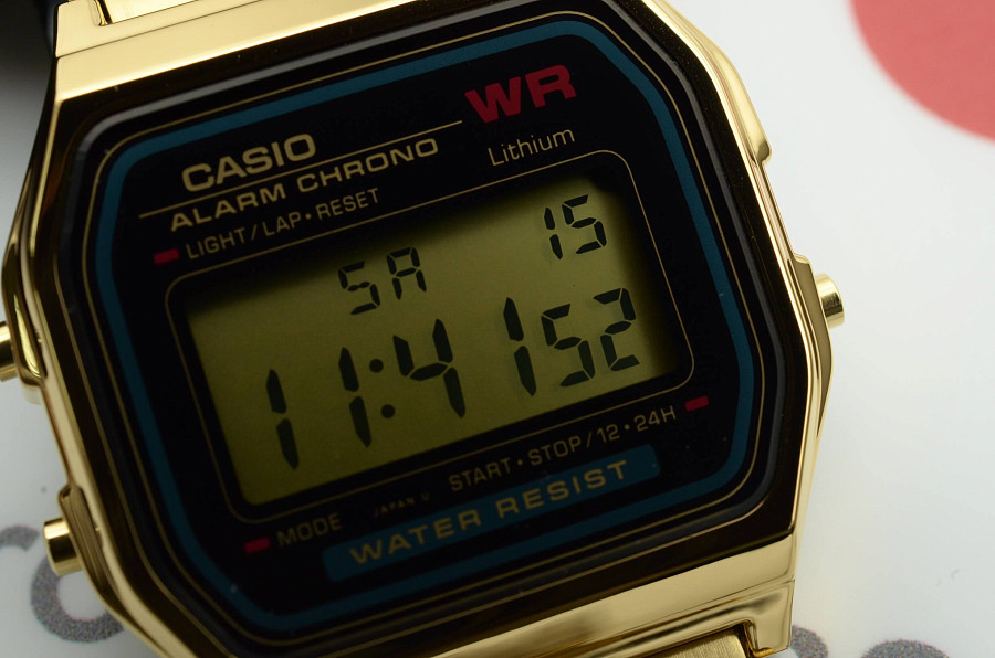 Часы Casio A-159WGEA-1E — пластик, Япония