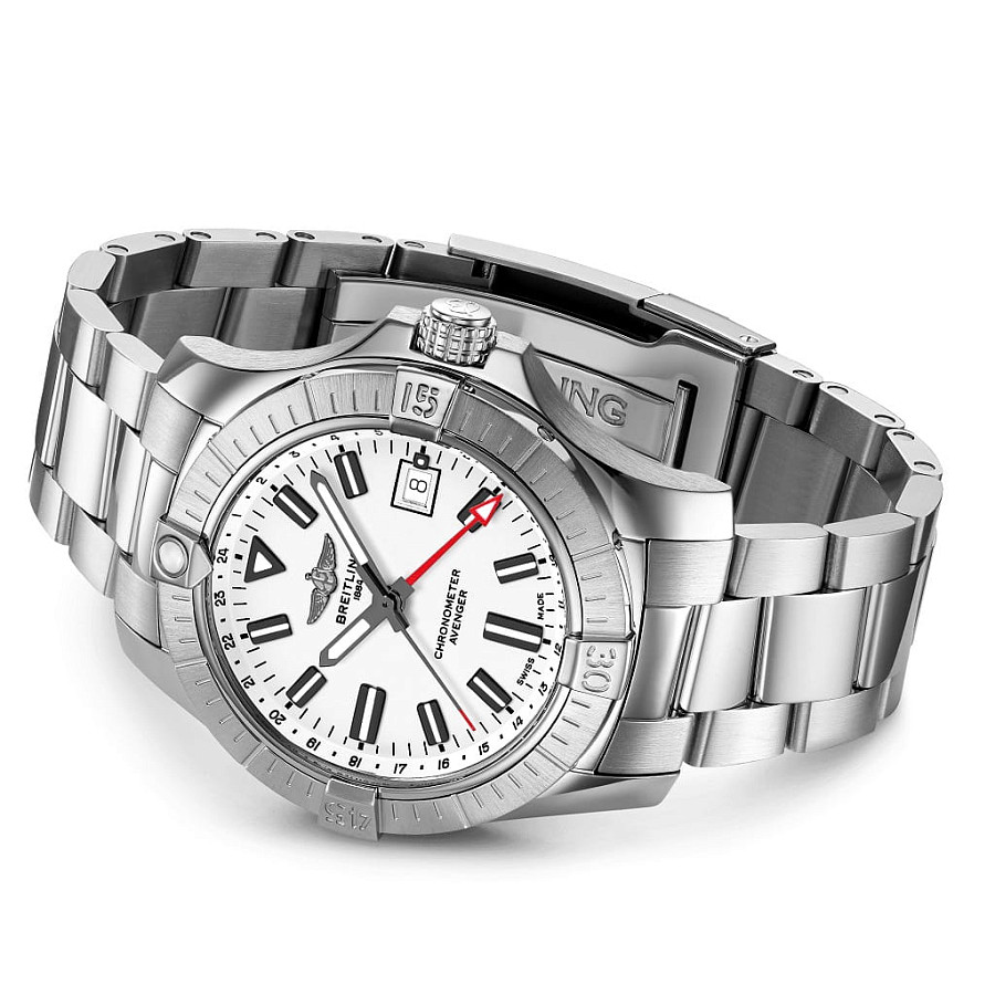Часы Breitling Avenger Automatic GMT 43 A32397101A1A1 — металл сталь, Швейцария