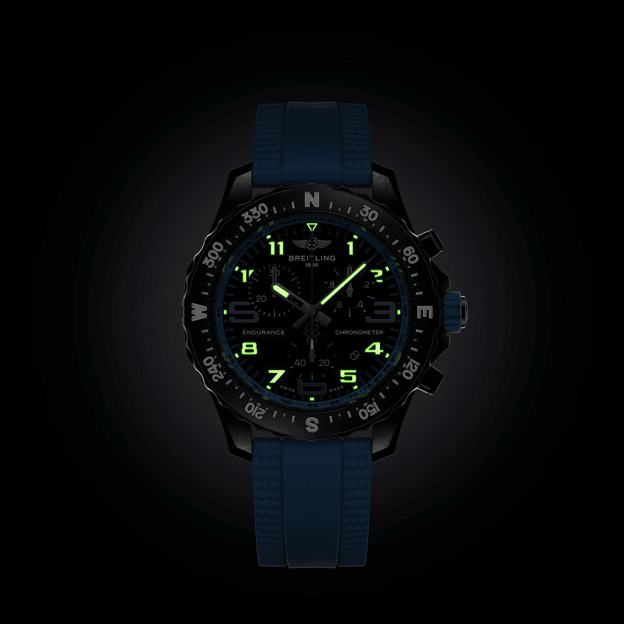 Часы Breitling Endurance Pro 38 X83310281B1S1 — артикул X83310281B1S1
