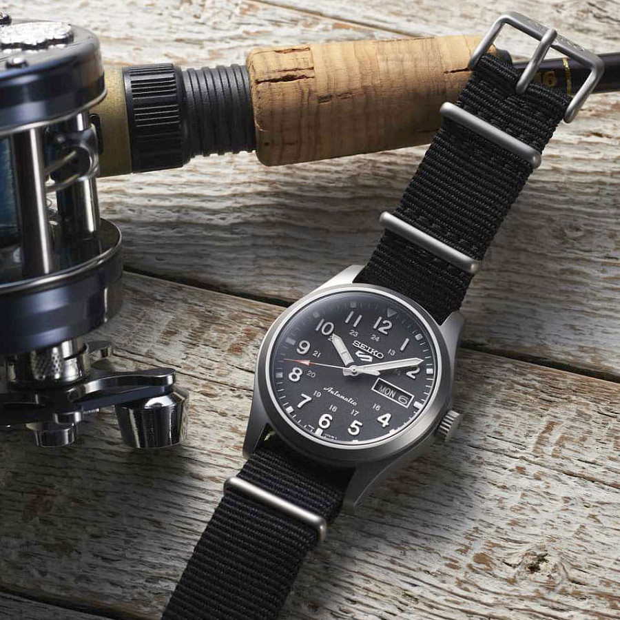 Часы Seiko 5 Sports Field series SRPG37K1 — артикул SRPG37K1