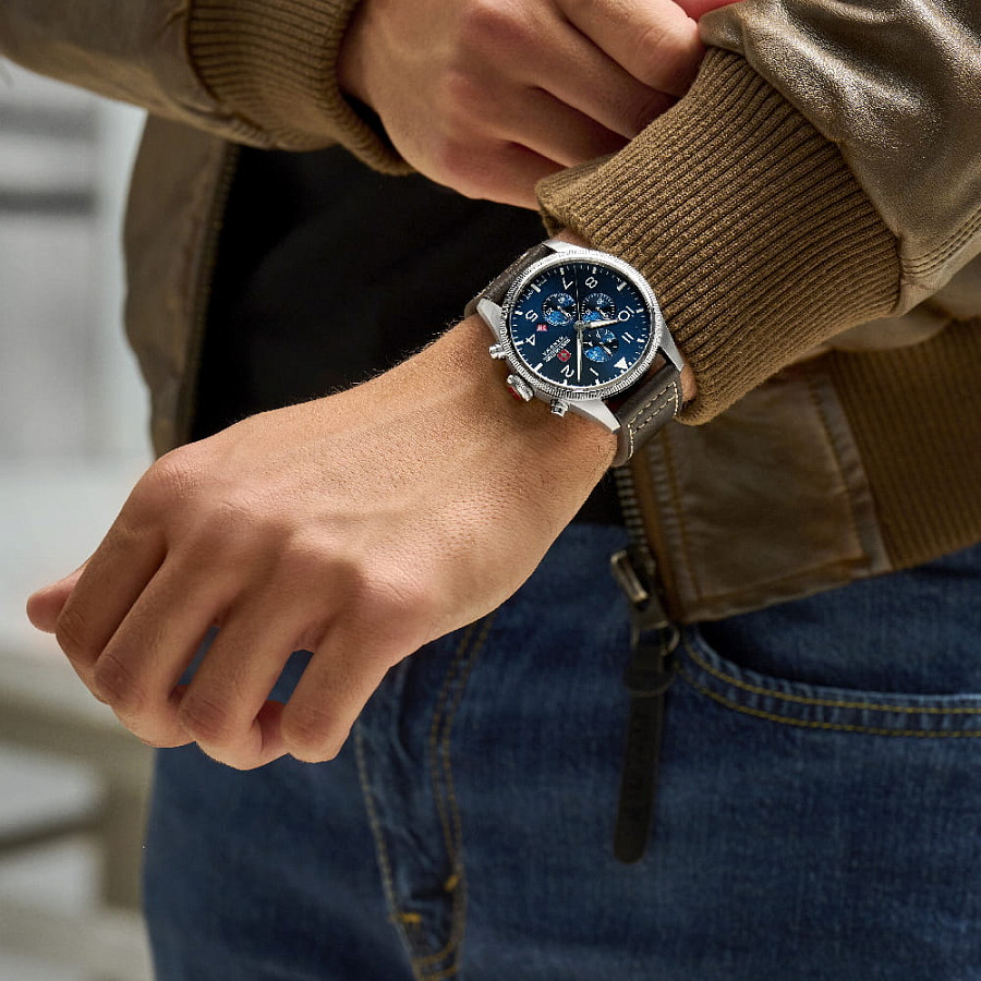 Часы Swiss Military Hanowa Thunderbolt Chrono SMWGC0000402 — кварцевые, сталь металл