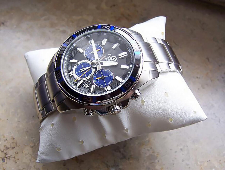 Часы Casio Edifice EFR-534D-1A2 — артикул EFR-534D-1A2