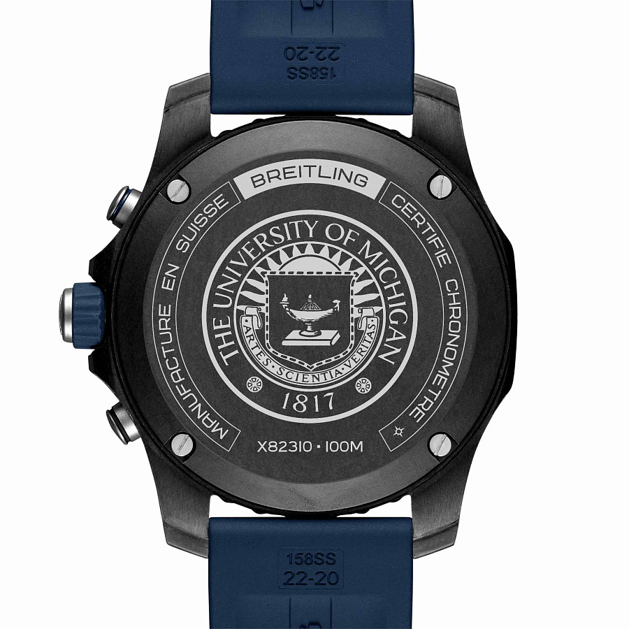 Часы Breitling Endurance Pro University Of Michigan™ X823101C1B1S1 — кварцевые, пластик