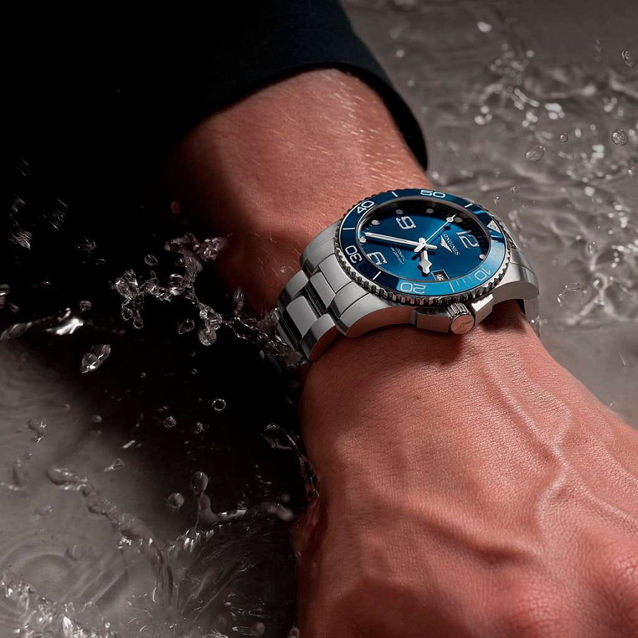 Часы Longines HydroConquest L3.782.4.96.6 — синий, механические