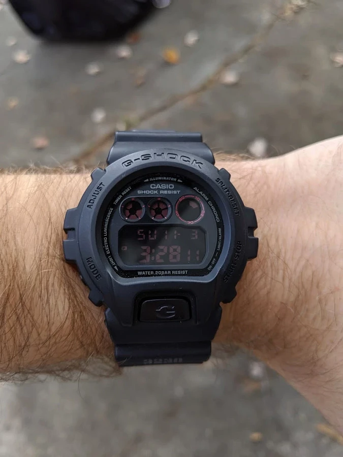 Часы Casio G-Shock DW-6900MS-1 — пластик, Япония