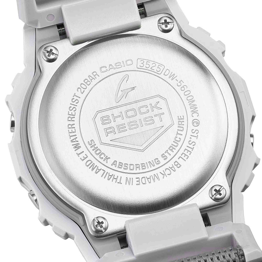 Часы Casio G-Shock DW-5600MNC-7A8 — артикул DW-5600MNC-7A8