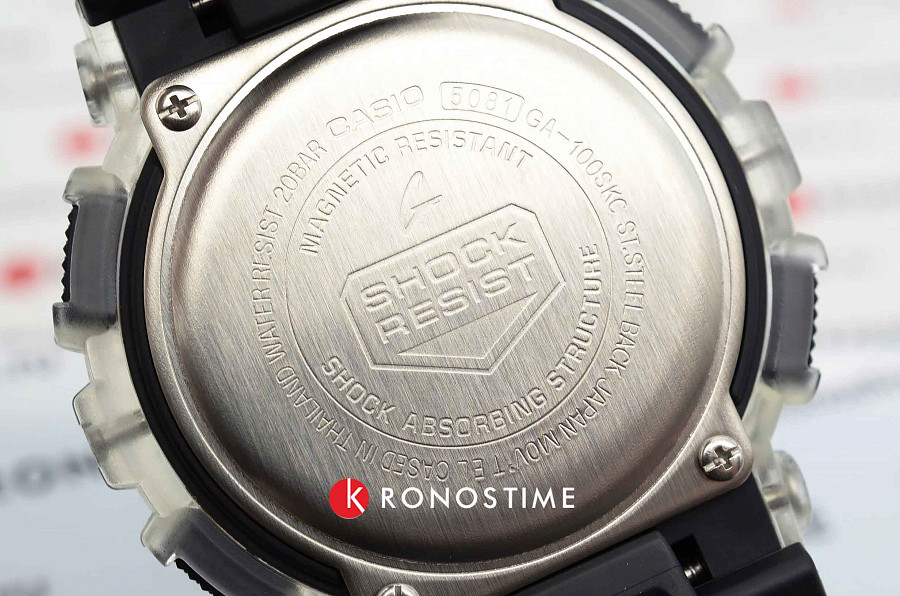 Часы Casio G-Shock GA-100SKC-1A — пластик, мужские, Япония