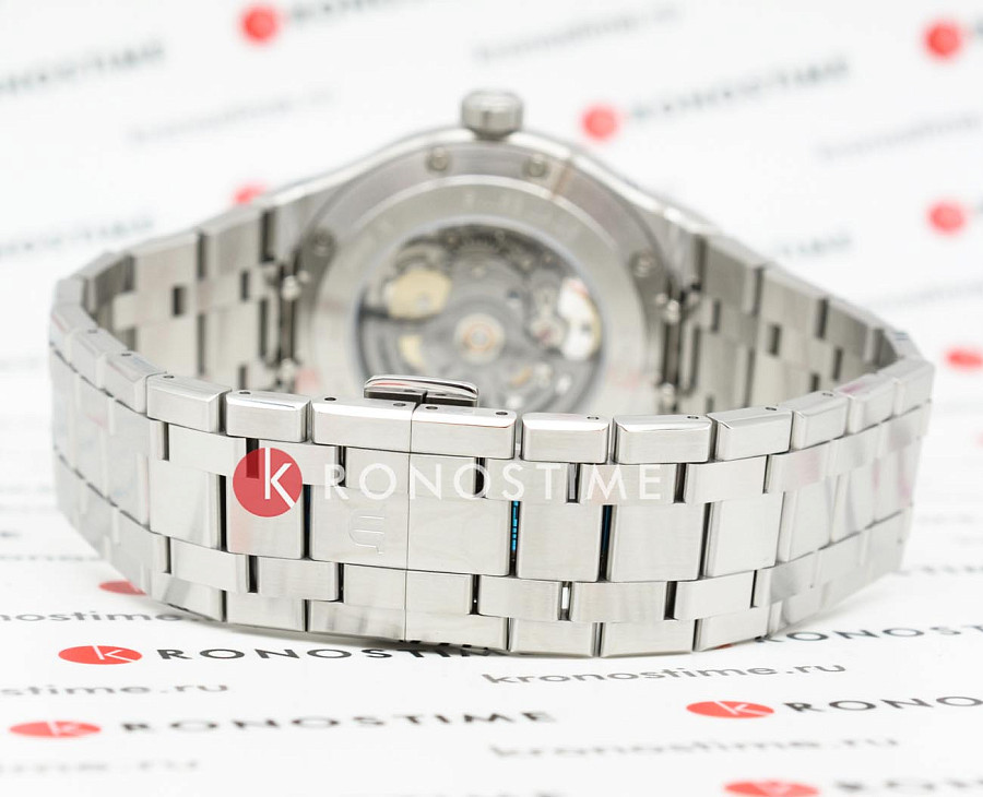 Часы Maurice Lacroix Aikon Automatic Skeleton AI6008-SS002-030-1 — Швейцария, механические