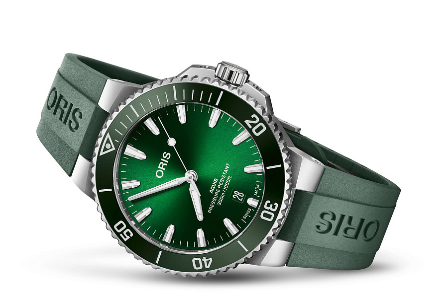 Часы Oris Aquis Date 01 733 7787 4157-07 4 22 37FC — механические, сталь металл