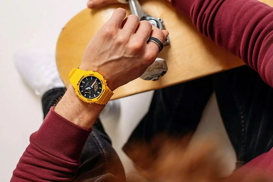 Часы Casio G-Shock GA-B2100C-9ADR (GA-B2100C-9A) — пластик карбон, Япония