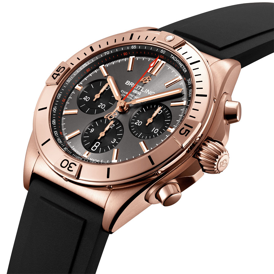 Часы Breitling Chronomat B01 42 RB0134101B1S1 — механические, золото сталь металл