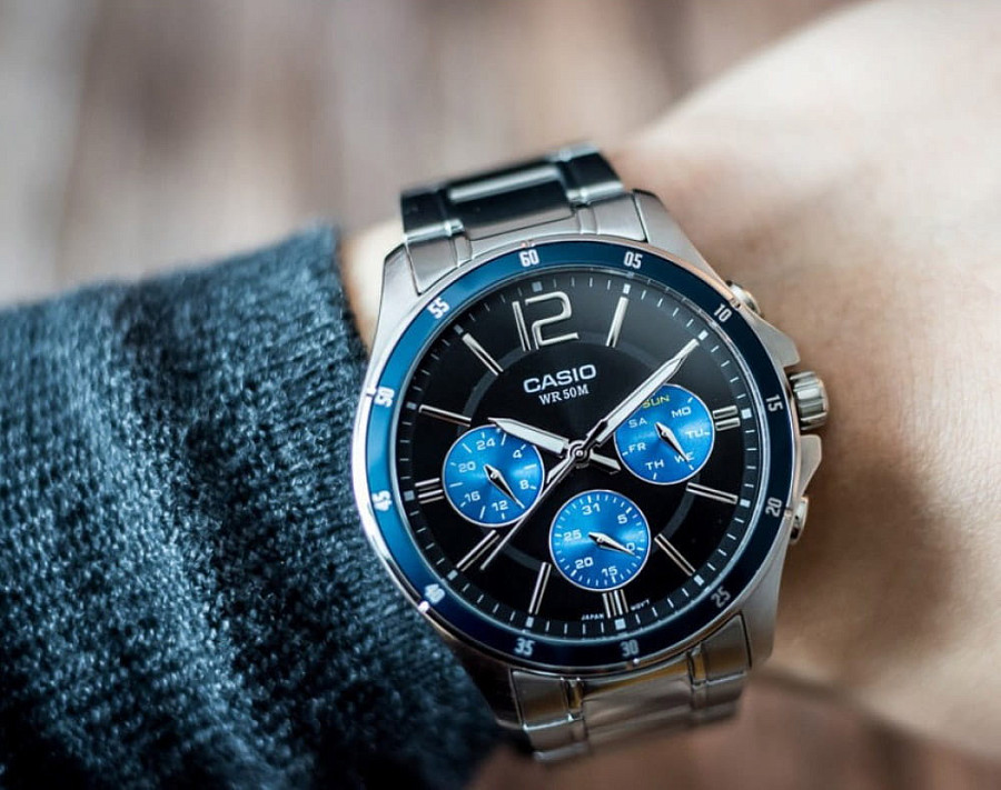 Часы Casio Collection MTP-1374D-2AVDF (MTP-1374D-2A) — сталь металл, Япония