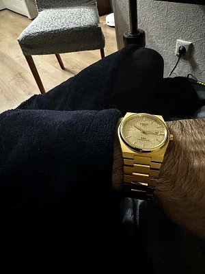 Фото покупателя: Швейцарские механические наручные часы Tissot PRX Powermatic 80 T137.407.33.021.00