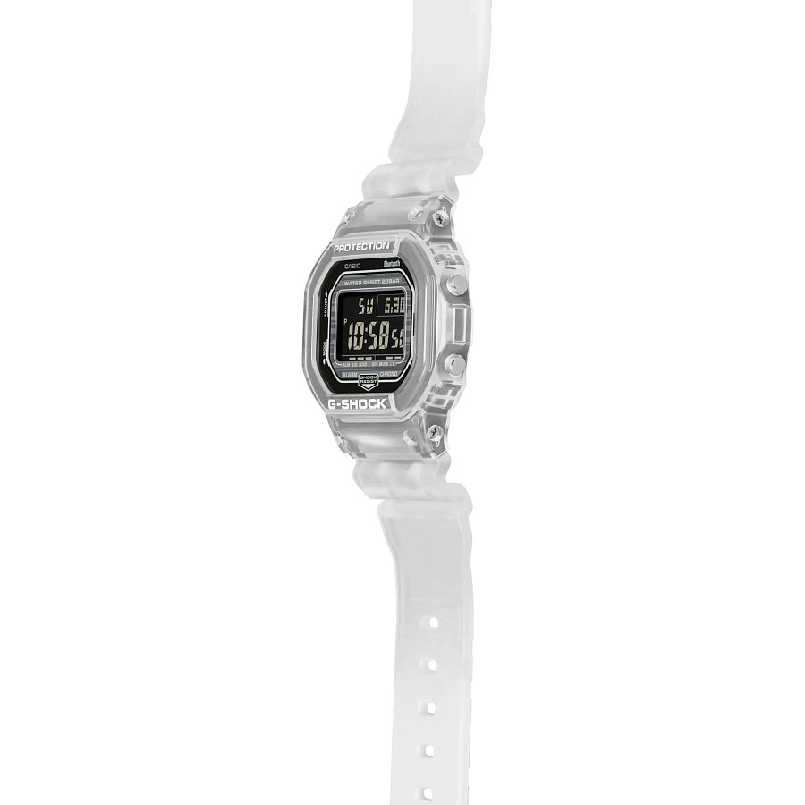 Часы Casio G-Shock DW-B5600G-7 — пластик, Япония