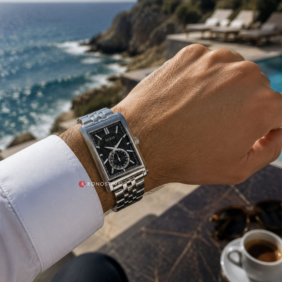 Часы Guess GW1125G1 — США, кварцевые