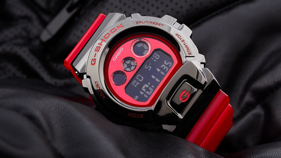 Часы Casio G-Shock GM-6900B-4ER — мужские, красный