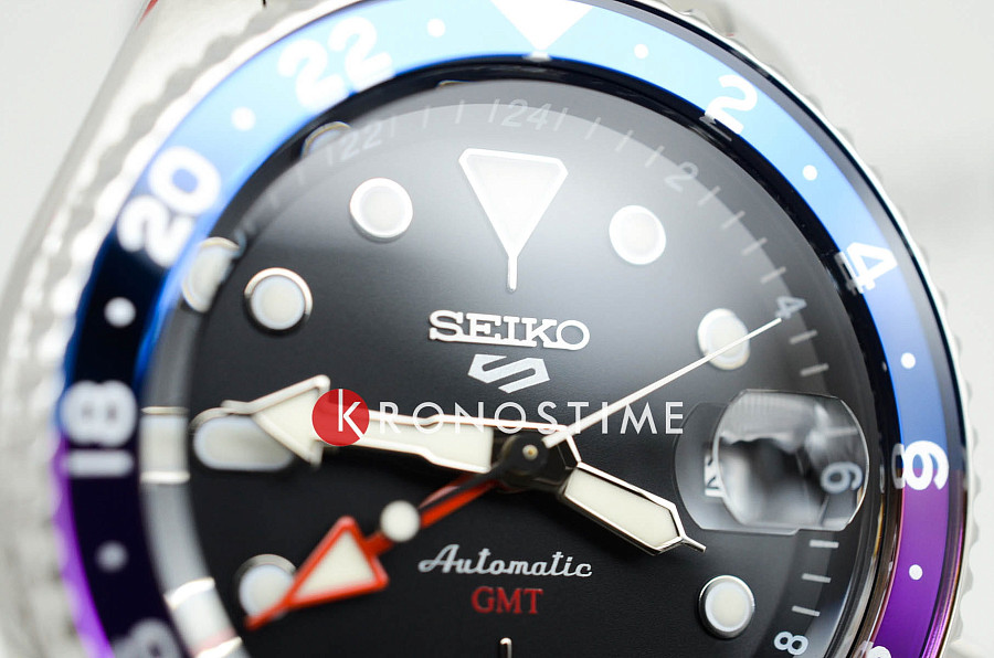 Часы Seiko 5 Sports SBSC021 — нержавеющая сталь, мужские