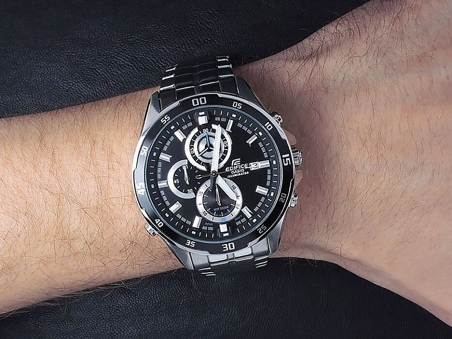 Часы Casio Edifice EFR-547D-1A — металл сталь алюминий, нержавеющая сталь