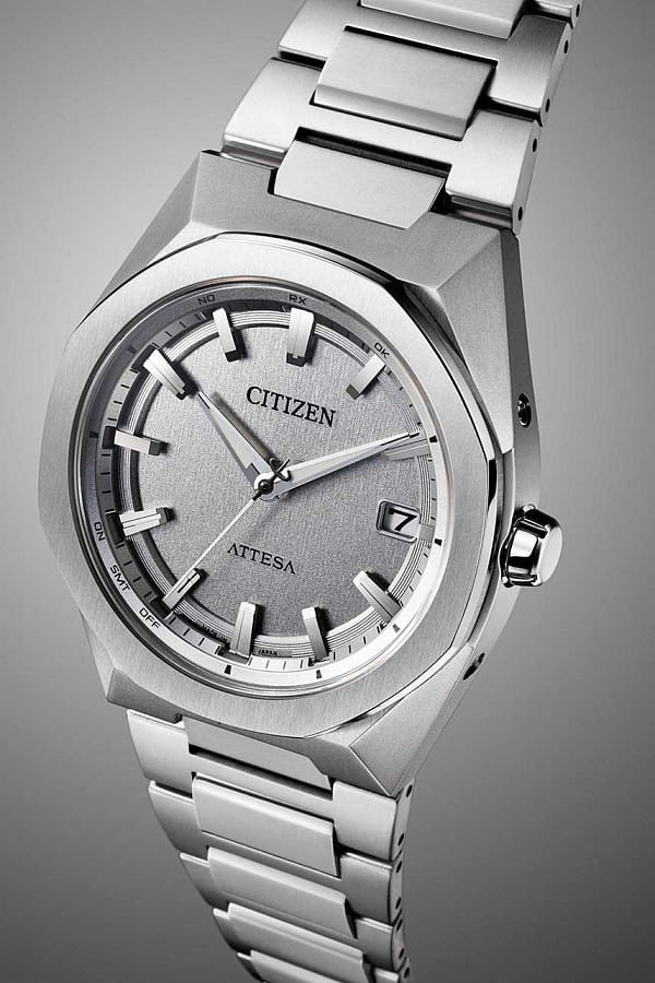 Часы Citizen Attesa CB3040-56H — кварцевые, титан