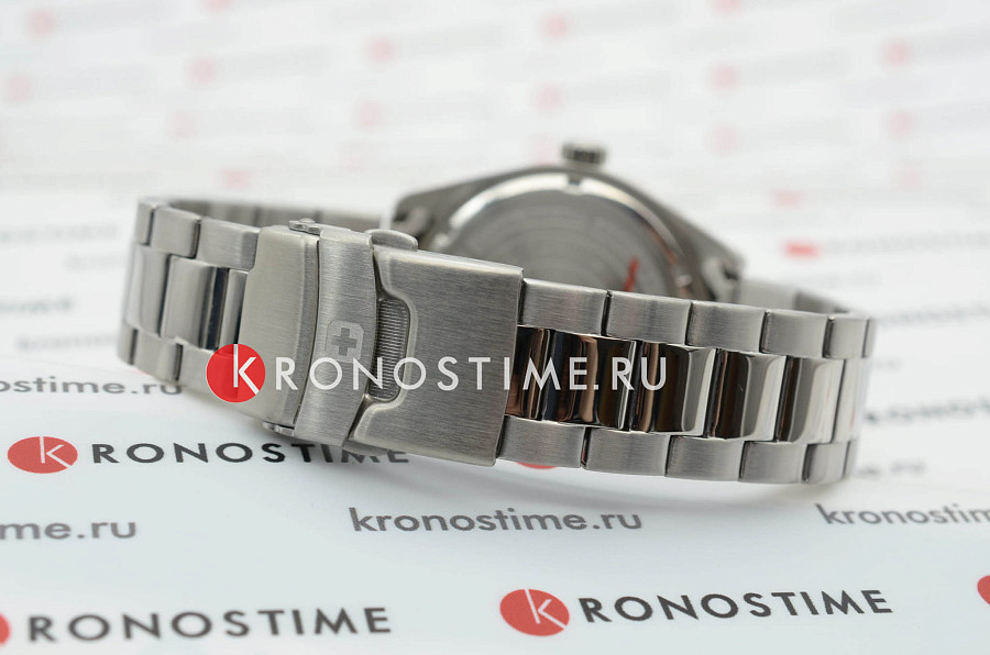 Часы Swiss Military Hanowa Roadrunner SMWGH2200101 — нержавеющая сталь, мужские