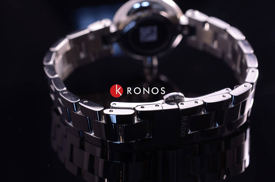 Часы Rado Coupole Diamonds R22854703 — женские, нержавеющая сталь