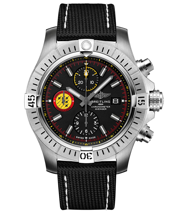 Часы Breitling Avenger Chronograph 45 Swiss Air Force Team A133171A1B1X1 — мужские, черный