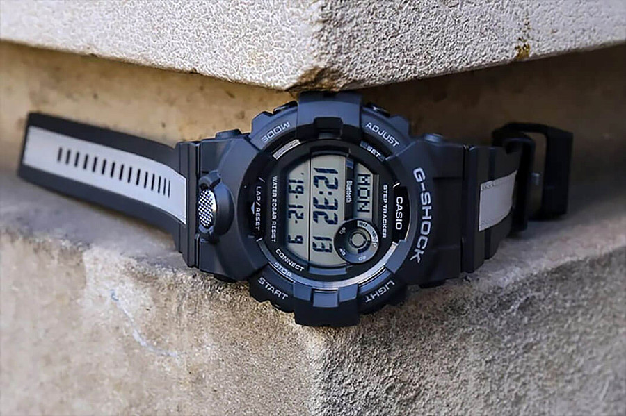 Часы Casio G-Shock GBD-800LU-1 — мужские, пластик