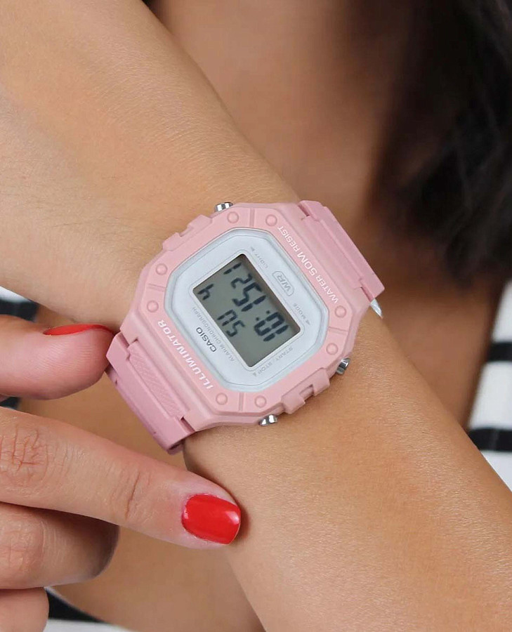 Часы Casio Collection W-218HC-4AVEF — кварцевые, пластик