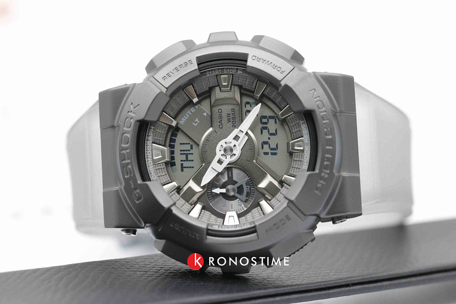 Часы Casio G-Shock GM-110MF-1ADR (GM-110MF-1A) — электронные, Япония, мужские