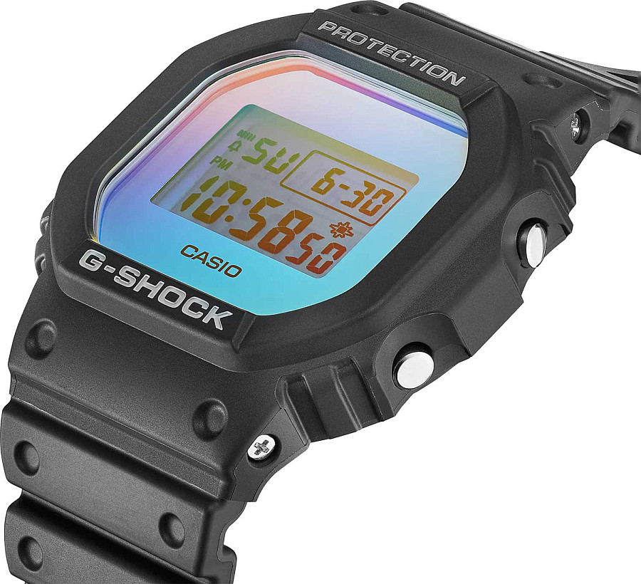 Часы Casio G-Shock DW-5600SR-1 — Япония, электронные