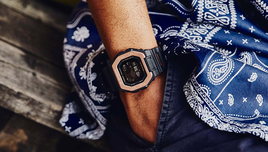 Часы Casio G-Shock GBX-100NS-4E — пластик сталь металл, Япония