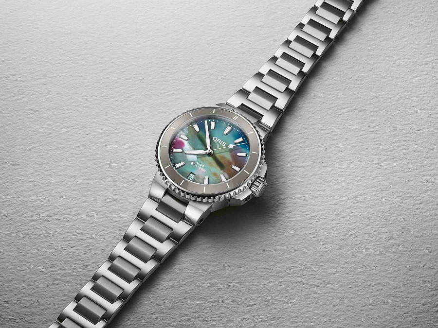 Часы Oris Aquis Date Upcycle 01 733 7792 4150-07 8 19 05P — сталь металл, Швейцария