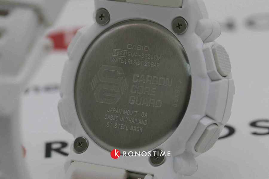 Часы Casio G-Shock GMA-S2200M-7A — пластик, женские, Япония