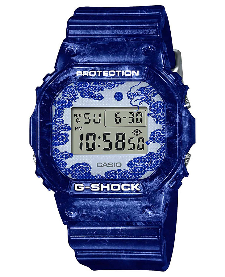 Часы Casio G-Shock DW-5600BWP-2 — мужские, серый