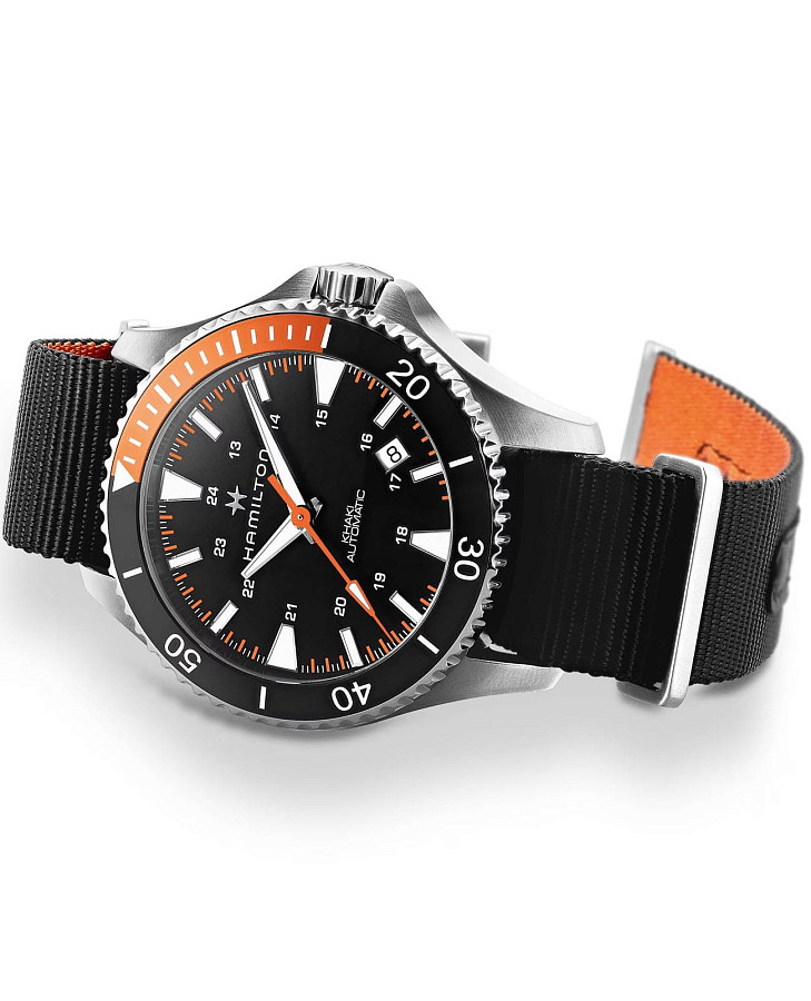 Часы Hamilton Khaki Navy Scuba Auto H82305931 — механические, сталь металл