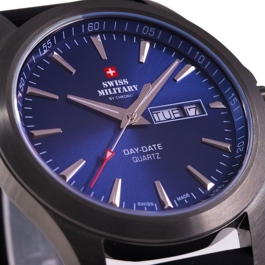 Часы Swiss Military by Chrono Day Date SMP36040.18 — мужские, каучук
