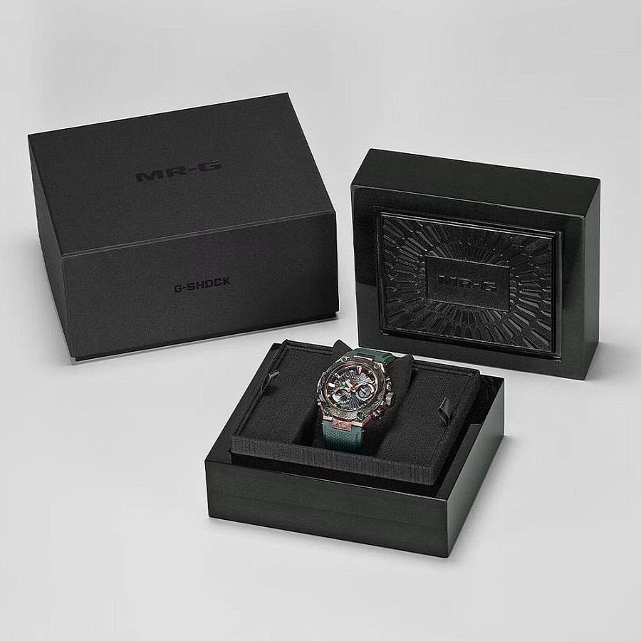 Часы Casio G-Shock MRG-B2000KT-3A — каучук, мужские
