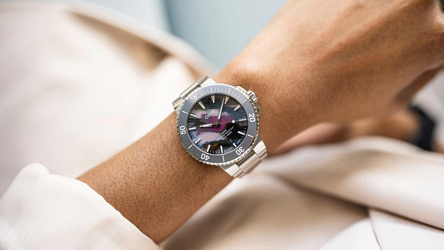 Часы Oris Aquis Date Upcycle 01 733 7787 4150-07 8 22 04PEB — мужские, нержавеющая сталь