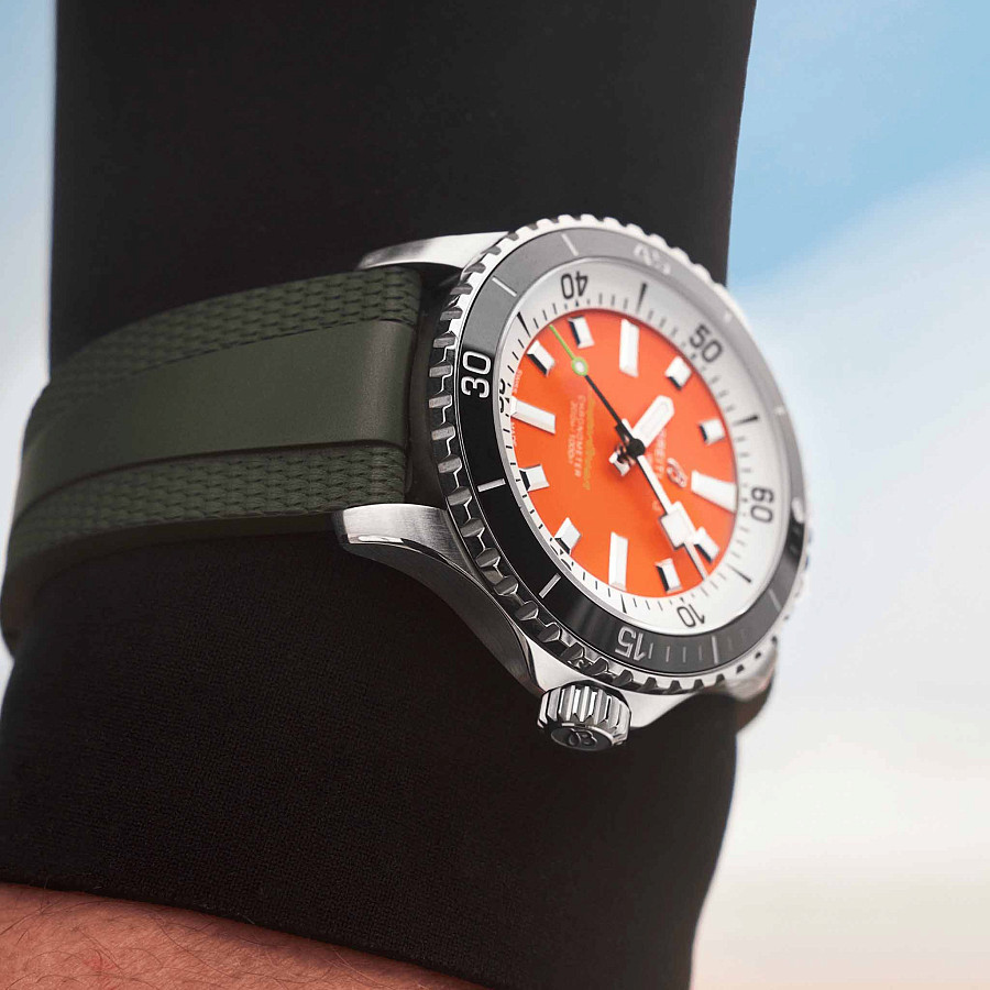 Часы Breitling Superocean Automatic 42 Kelly Slater A173751A1O1S1 — каучук, мужские