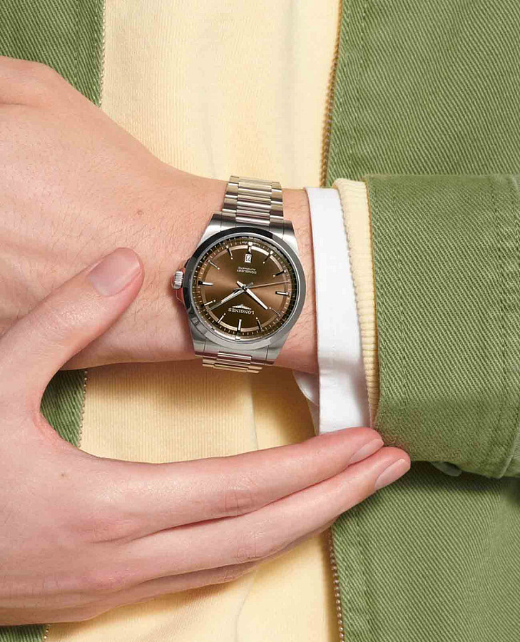 Часы Longines Conquest L3.830.4.62.6 — артикул L38304626