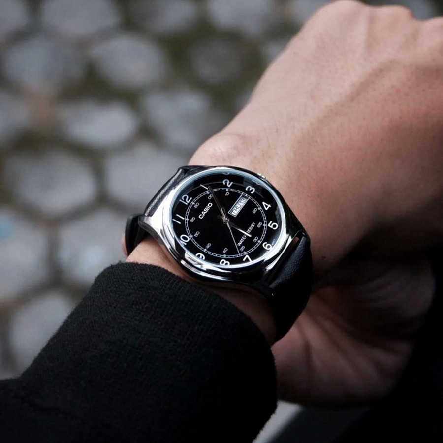 Часы Casio Collection MTP-V006L-1B2UDF (MTP-V006L-1B2) — кварцевые, сталь металл