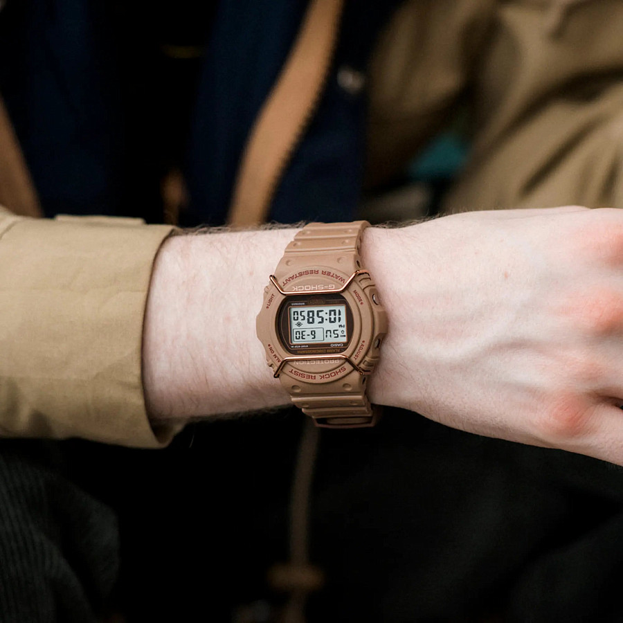 Часы Casio G-Shock DW-5700PT-5DR (DW-5700PT-5) — электронные, пластик