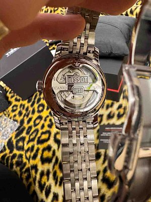 Фото покупателя: Швейцарские механические наручные часы Tissot Le Locle Powermatic 80 T006.407.11.093.00