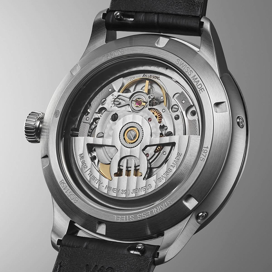 Часы Maurice Lacroix 1975 Master Grand Date Retrograde 758008-SS001-090-2 — сталь металл, Швейцария