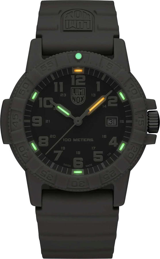 Часы Luminox Sea Turtle XS.0326 — кварцевые, пластик