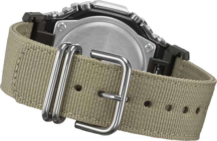 Часы Casio G-Shock GM-2100C-5ADR (GM-2100C-5A) — электронные, Япония, мужские