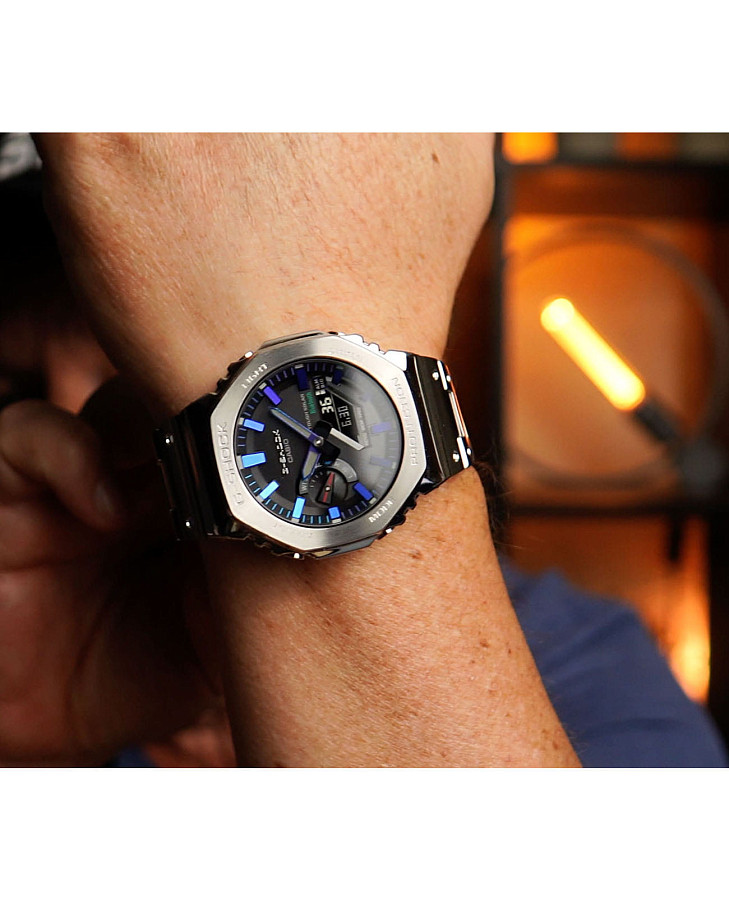 Часы Casio G-Shock GM-B2100PC-1A — электронные, металл сталь
